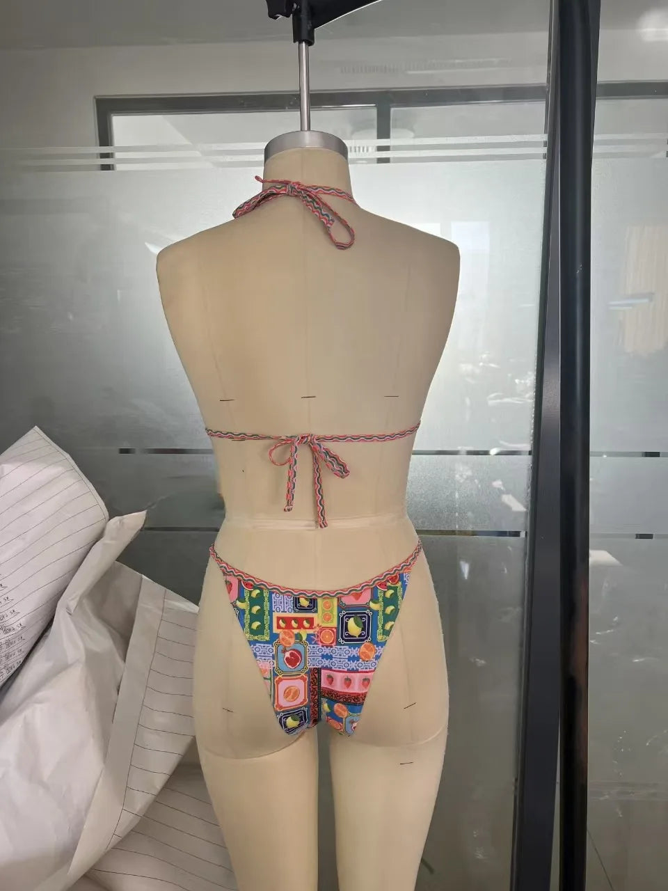 Bikini Tropical Halter Push Up Tanga – Micro Maillot Été