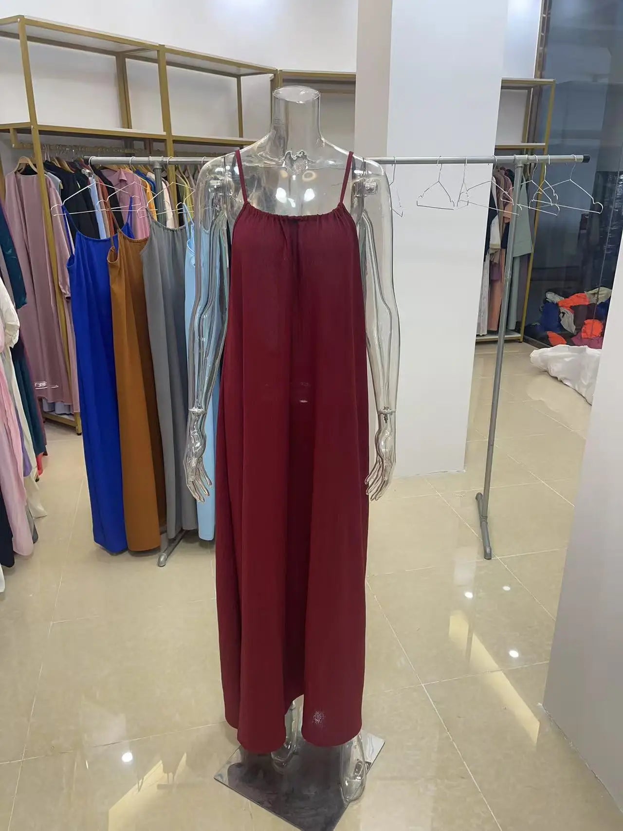 Robe Maxi Ample Sans Bretelles Dos Nu – Confort & Style