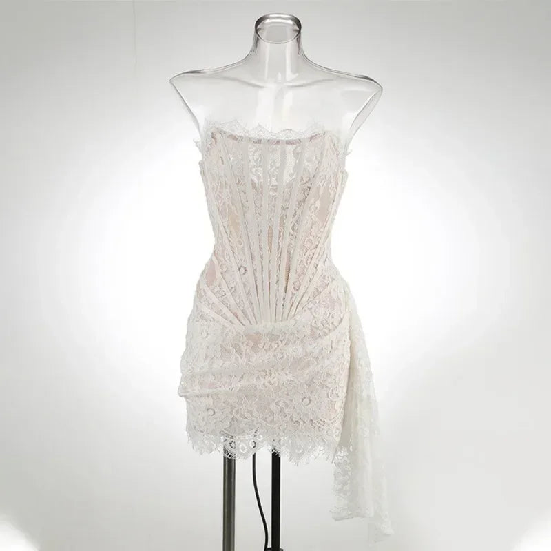 Robe de Soirée Dentelle Bustier Slim – Élégance & Sophistication