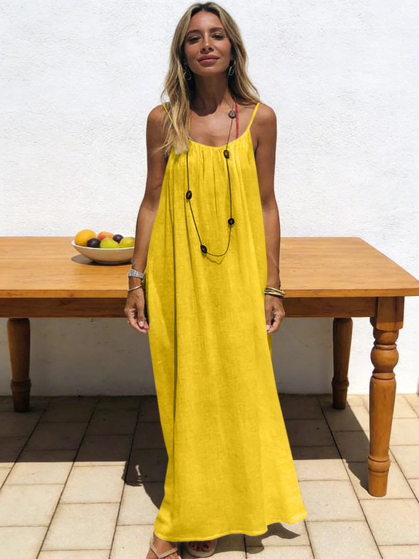 Robe Maxi Ample Sans Bretelles Dos Nu – Confort & Style