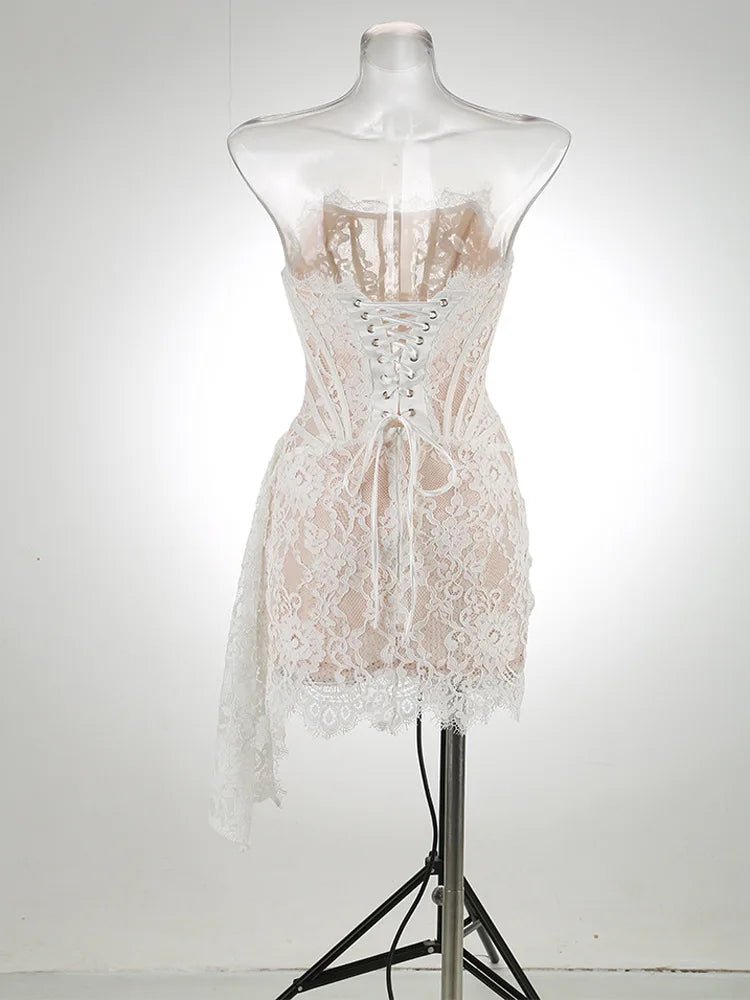 Robe de Soirée Dentelle Bustier Slim – Élégance & Sophistication