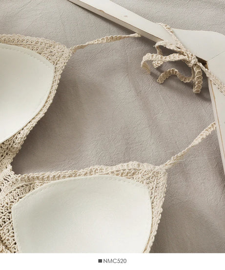 Crop Top Halter Ajouré Bretelles Dentelle dos – Soutien Intégré