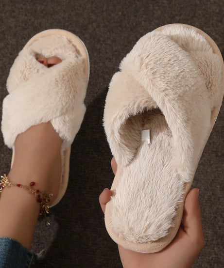 Chaussons Mules Fourrure Bride Croisée – Confort Maison Femme