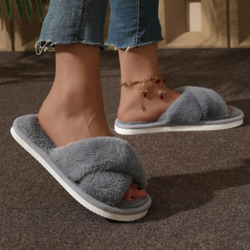 Chaussons Mules Fourrure Bride Croisée – Confort Maison Femme