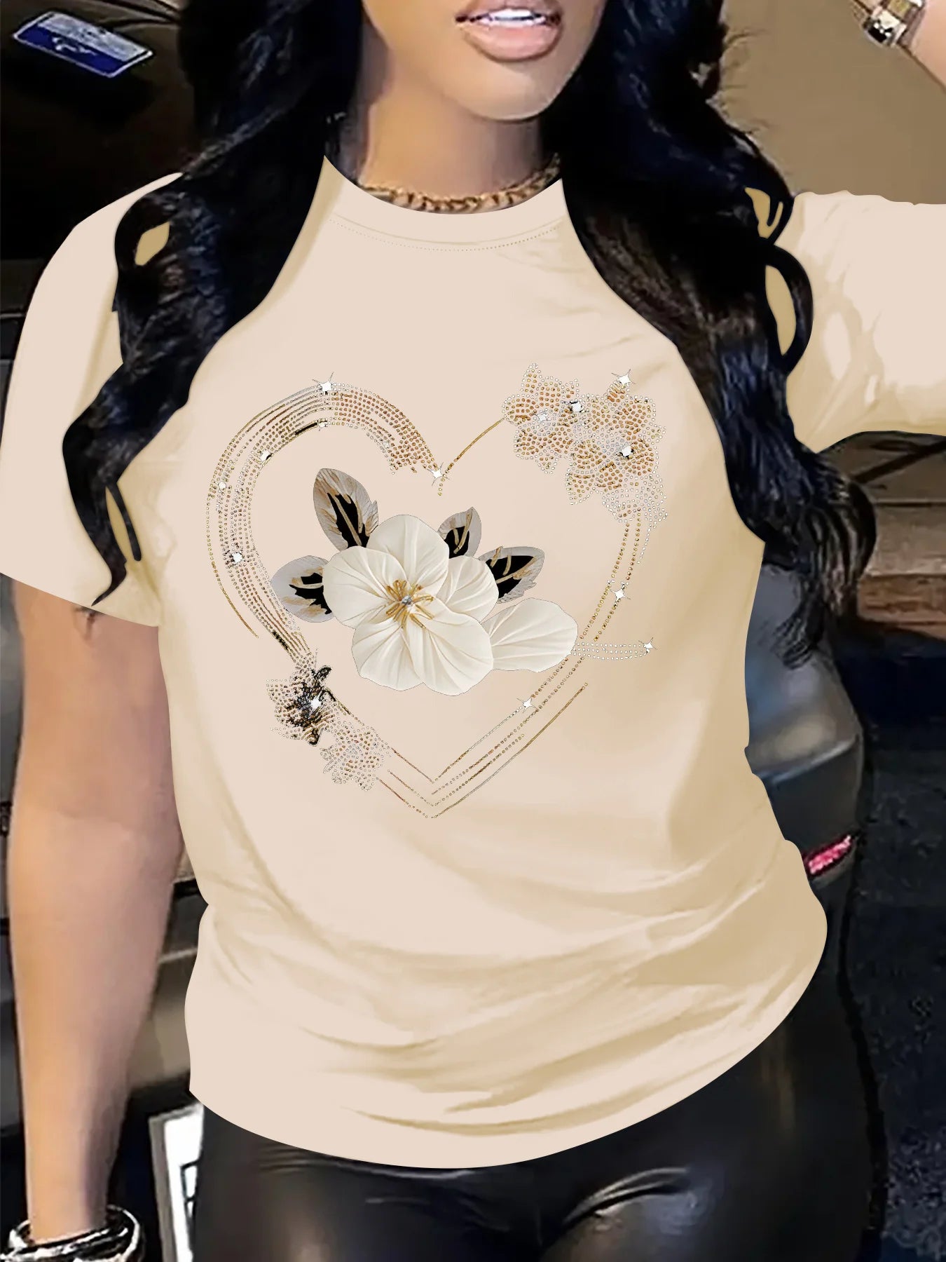 T-Shirt Casual Manches Courtes Imprimé Cœur Floral – Femme