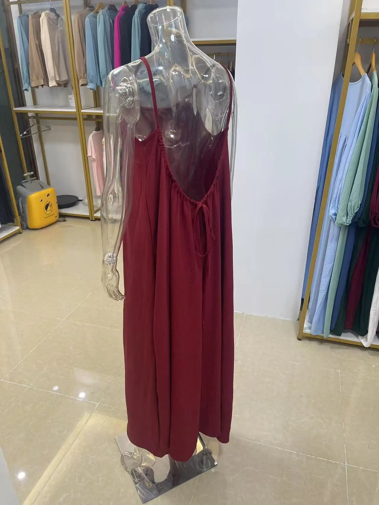 Robe Maxi Ample Sans Bretelles Dos Nu – Confort & Style