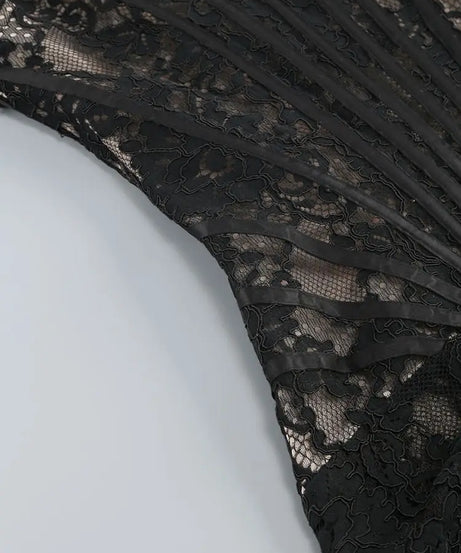 Robe de Soirée Dentelle Bustier Slim – Élégance & Sophistication