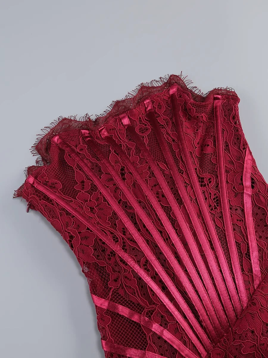 Robe de Soirée Dentelle Bustier Slim – Élégance & Sophistication