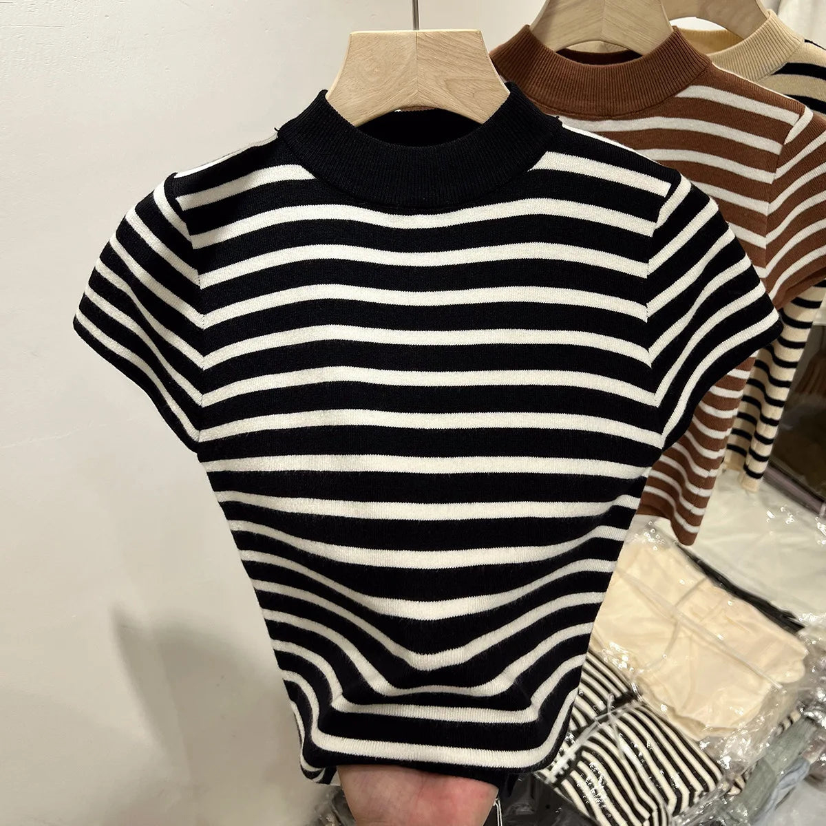 Pull Col Rouleau Rayé Manches Courtes Slim – Demi-Saison