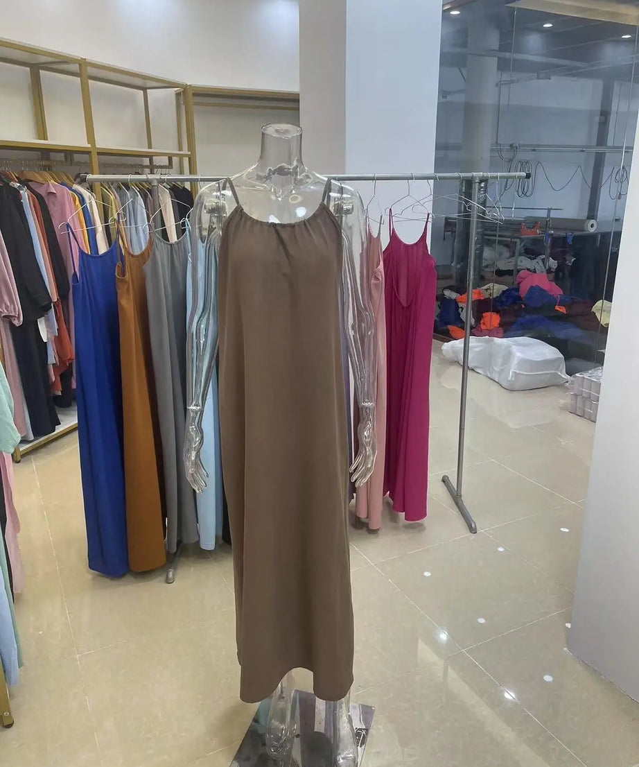 Robe Maxi Ample Sans Bretelles Dos Nu – Confort & Style
