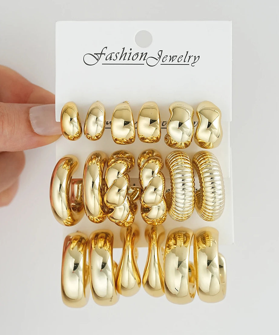 Coffret 18 Boucles d'Oreilles Géométriques Dorées – Set Bijoux
