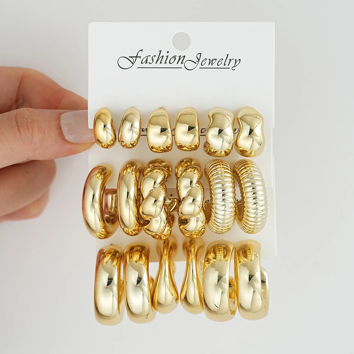 Coffret 18 Boucles d'Oreilles Géométriques Dorées – Set Bijoux
