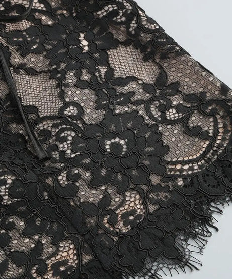 Robe de Soirée Dentelle Bustier Slim – Élégance & Sophistication