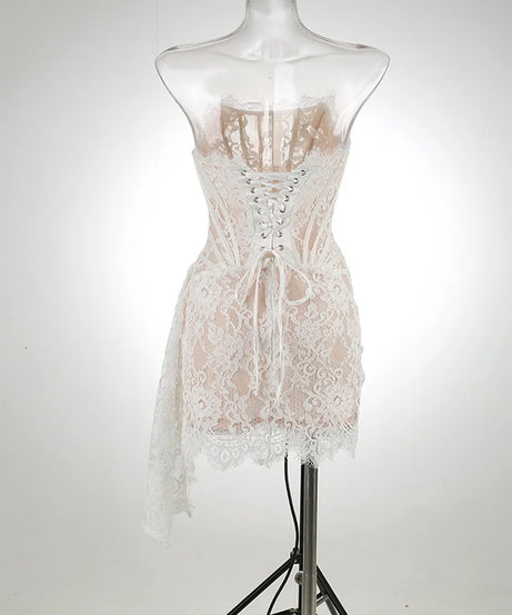Robe de Soirée Dentelle Bustier Slim – Élégance & Sophistication