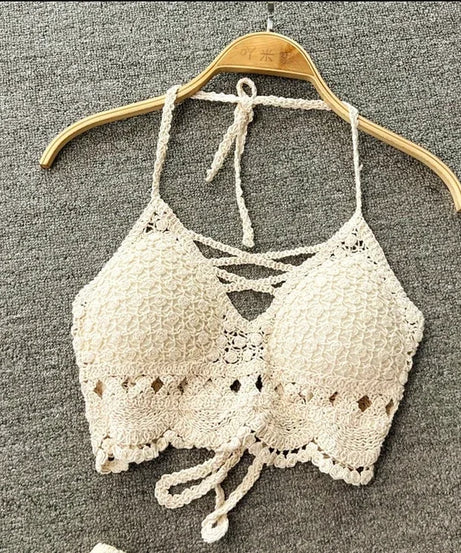 Crop Top Halter Ajouré Bretelles Dentelle dos – Soutien Intégré