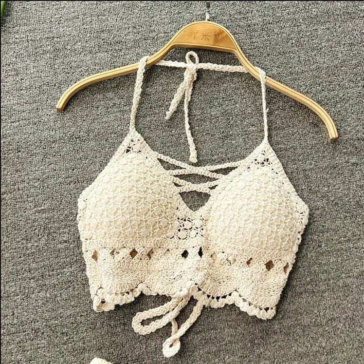 Crop Top Halter Ajouré Bretelles Dentelle dos – Soutien Intégré