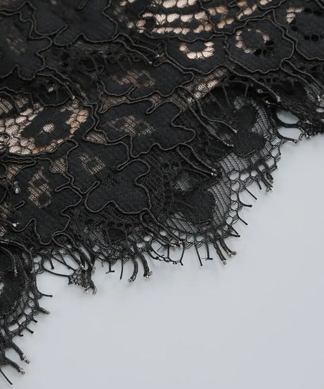 Robe de Soirée Dentelle Bustier Slim – Élégance & Sophistication