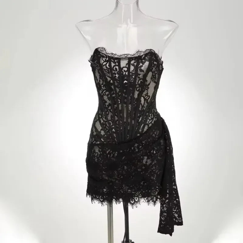 Robe de Soirée Dentelle Bustier Slim – Élégance & Sophistication